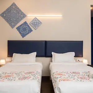 Hotel Vamsor Heights 30 ***